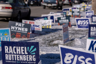 17midterms-live-superpacs-topart-glcw-mediumSquareAt3X