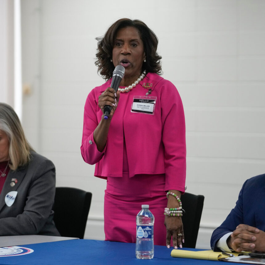 17pol-illinois2-hfo-miller-jcbz-mediumSquareAt3X