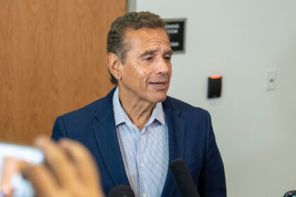 18chavez-fallout-california-politics-zchj-mediumSquareAt3X-v2