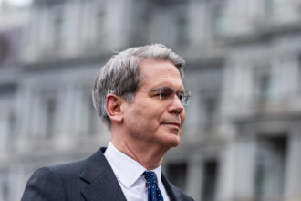 19dc-iran-sanctions-klmj-mediumSquareAt3X-12