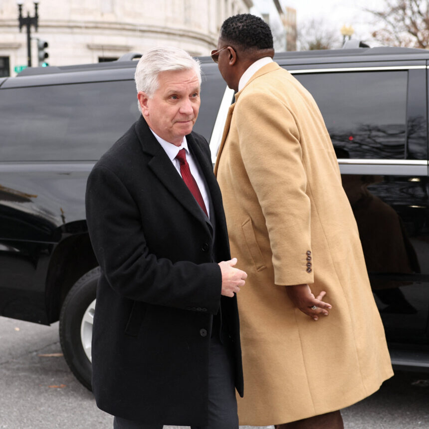 20dc-fed-jpgv-mediumSquareAt3X