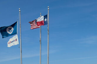 20nat-dilley-bfzj-mediumSquareAt3X-3