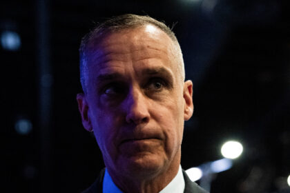 21dc-corey-01-lwmc-mediumSquareAt3X-2