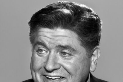 22mag-interview-pritzker-04-mediumSquareAt3X