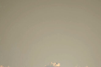 28biz-iran-oil-1-gckm-mediumSquareAt3X-4