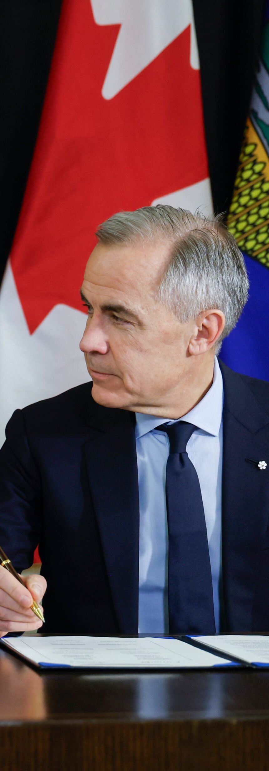 3TRYBX77WVA4FLXARIQHMOS6UA