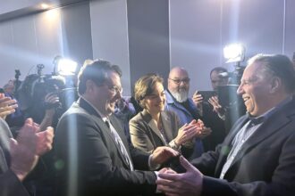 54f8495d6e23a229d88acc75087ce45ddef9fda3cebbc9e048b78091f2753d63_f19e27-3