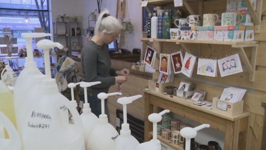 6P-BC-SMALL-BUSINESS-DE_OM01QYKM