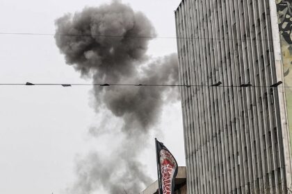 BVEZ4UGOBVFZDPHKCGIMDEBAXM-1