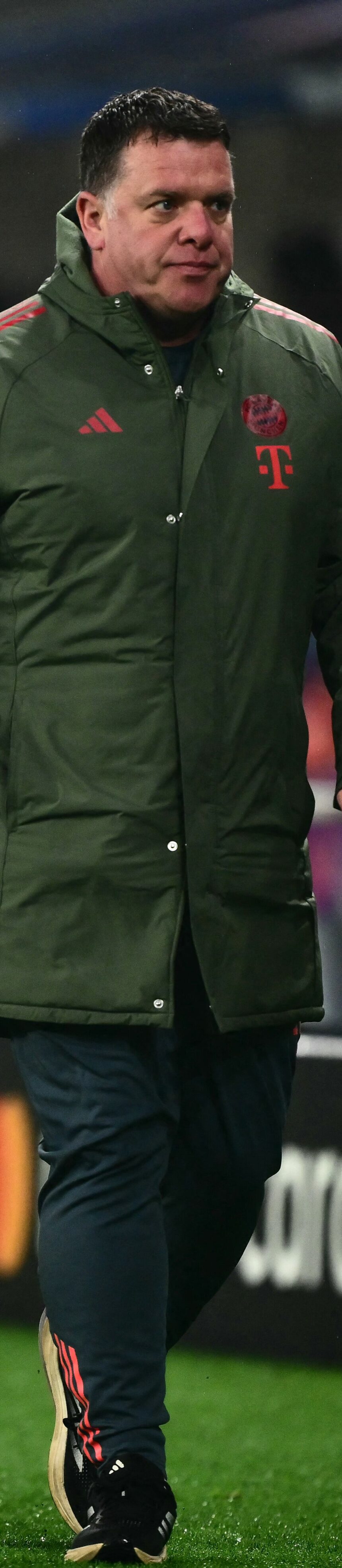 DFIZOQQ2QNALVHSDETFCBN4BAM