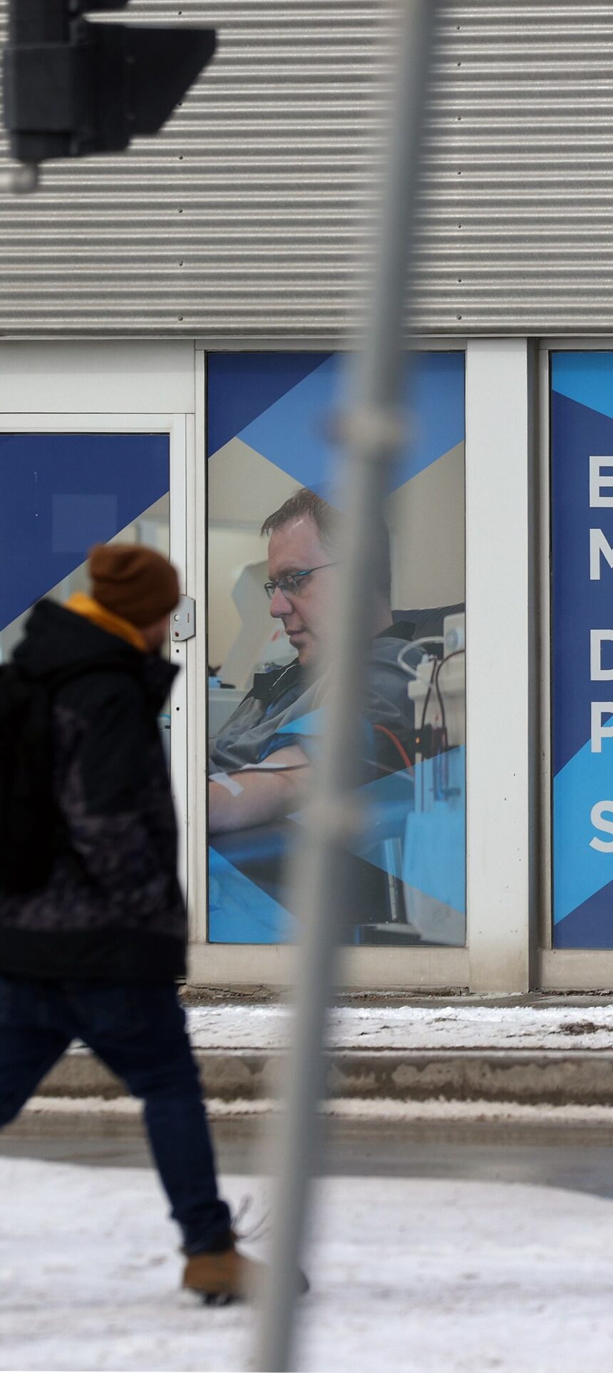 HG6E54UHBNARPMCGXYNIQDZ4C4