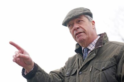 Reform-UK-press-conference-2sxtmddn