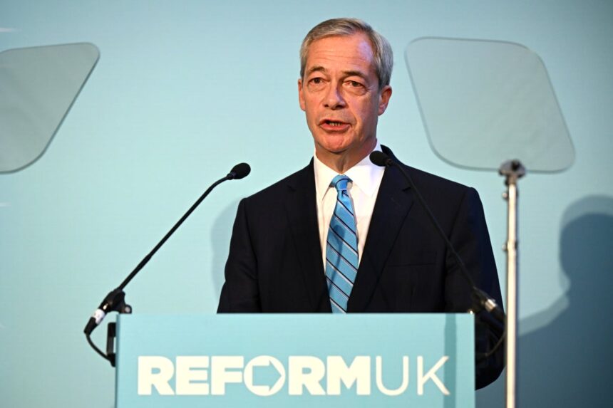 Robert-Jenrick-And-Nigel-Farage-Attend-Reform-UK-Press-Conference-i5s7rijp