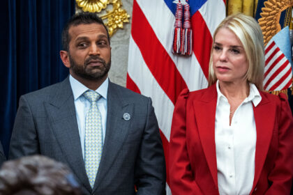 dc-fbi-hjkb-mediumSquareAt3X-1