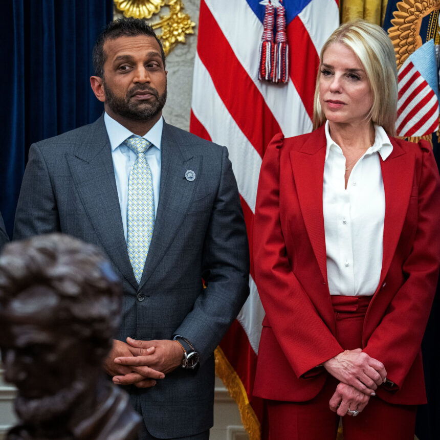 dc-fbi-hjkb-mediumSquareAt3X-1