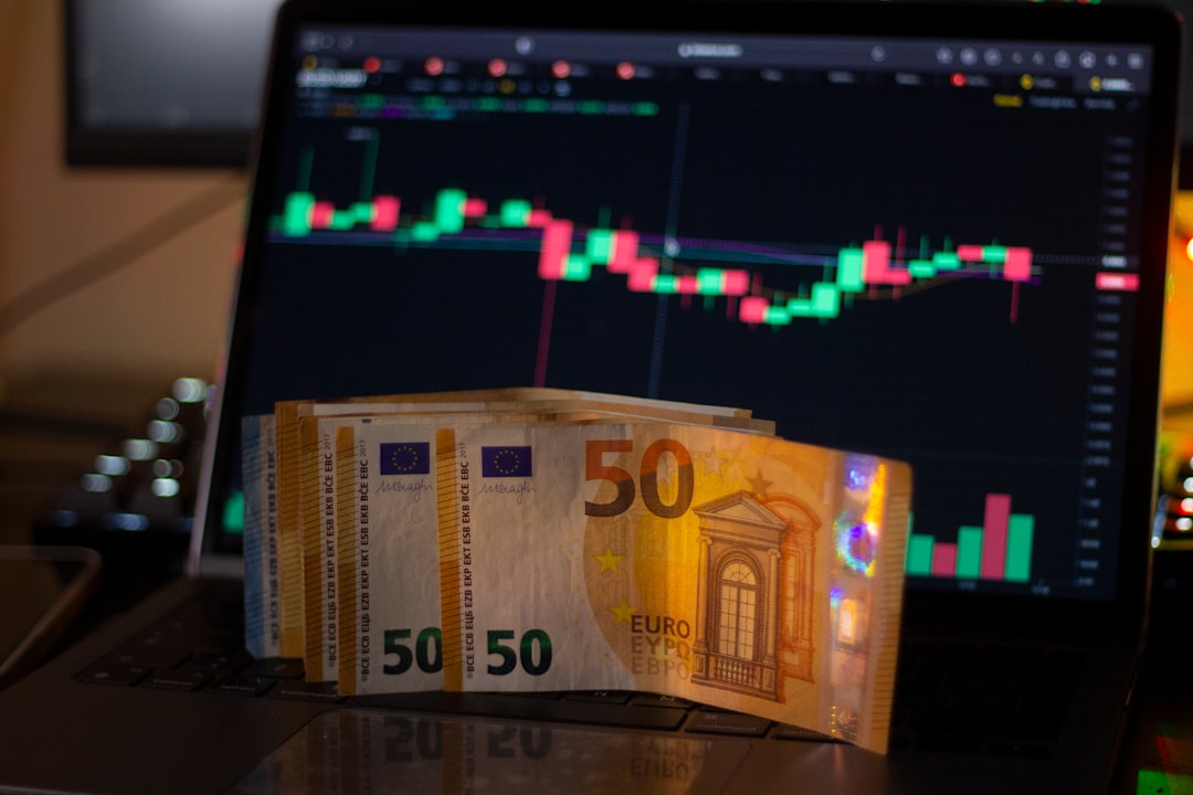 Currency Fluctuations and Investor Sentiment