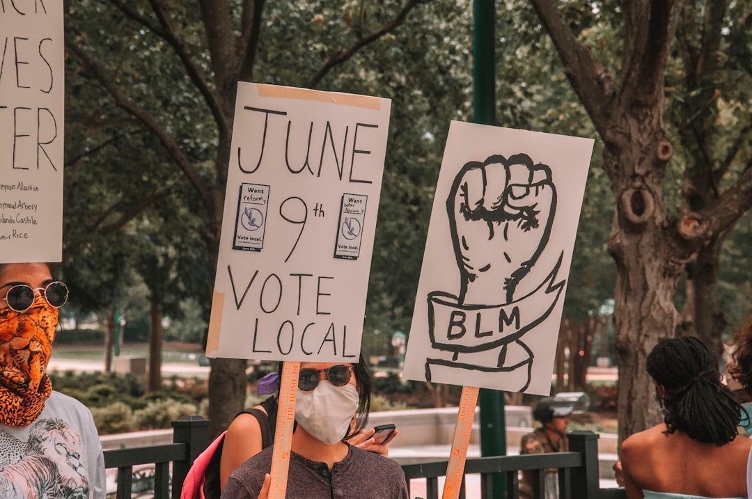 Backbenchers Voice Dissent