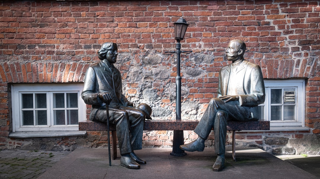 A Troubling History of Friendship