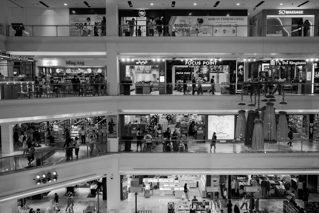 Retail Sector Faces Economic Headwinds