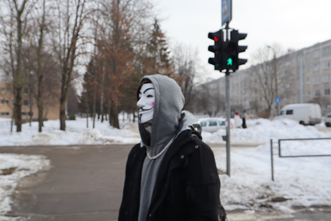 Anonymity and Public Interest