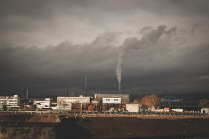 photo-1477949547006-b5ca1efd0f09-2