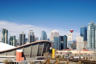 photo-1556475163-278eb3f49b1a-6