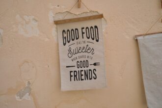 photo-1561920986-eb73839b6c97