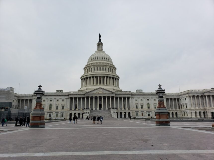 photo-1580408883056-a287c2dc5554