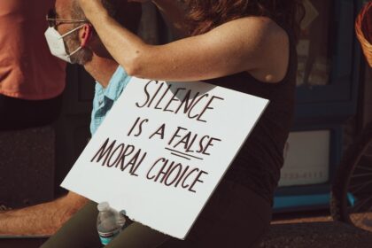 photo-1592207029826-aed8e6881112