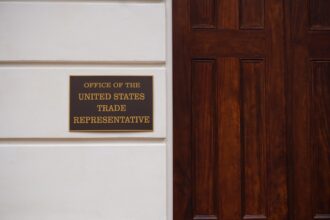 photo-1602522440987-ff016a5c11ae