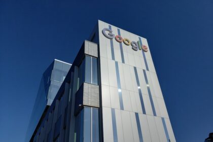 photo-1602619593719-83654b67b94c-2