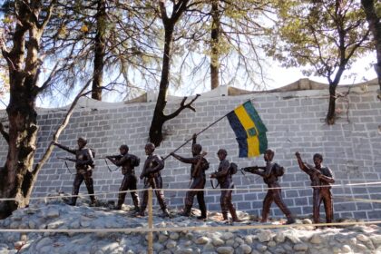 photo-1606202263112-9e25e1c5eb9d-1