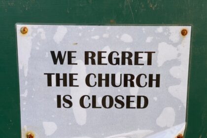 photo-1609169890790-283695d8b677