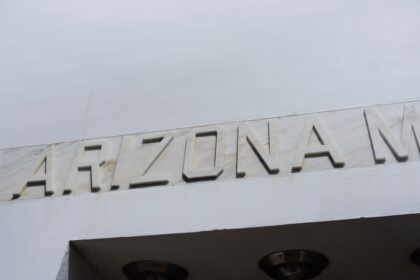 photo-1618417702616-eebd9cf63b0e-1