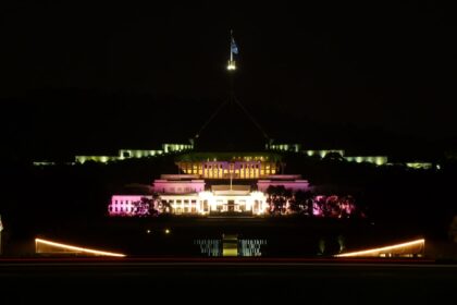 photo-1627818337274-dc29a12d304a-1