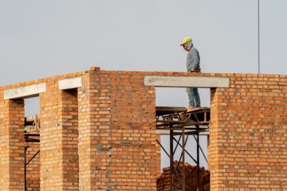 photo-1636040923141-a269576bd249