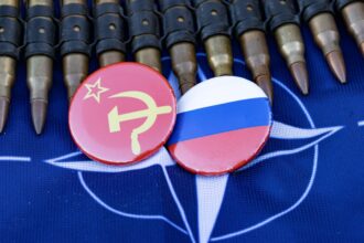 photo-1647019929287-3c26eebad0d9