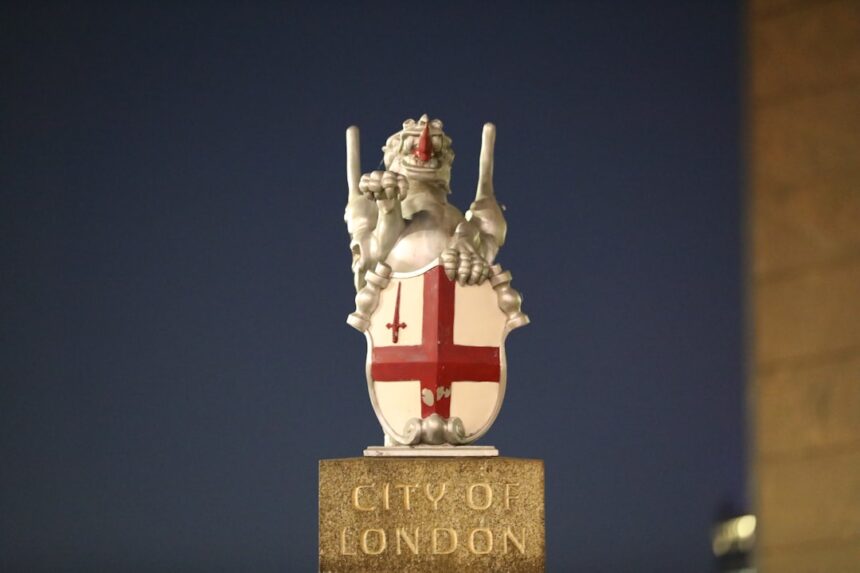 photo-1654360346186-fe5e4b41a4bb