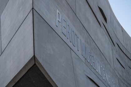 photo-1668397879499-07400d11f498