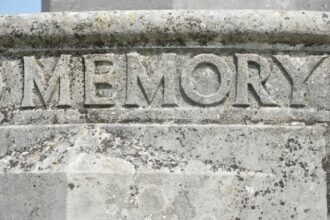 photo-1675280240681-3ff06fd4fa20