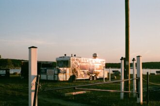 photo-1681772591660-c547d271548a