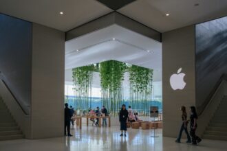 photo-1690732989446-6137fc01e67b