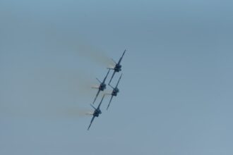 photo-1695218518458-afe0f0d9679f