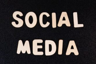 photo-1696041752094-1be601b7053f