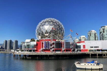 photo-1697985808899-3a2b87686677-4