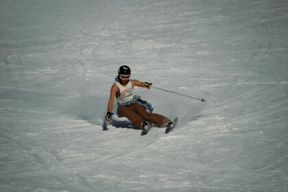 photo-1709882370936-ebacc8d08cd7-1