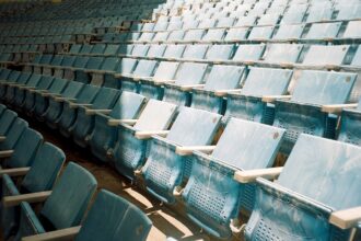 photo-1730215169257-1fd149212b10