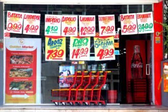 photo-1741389064022-6d470321710e-1