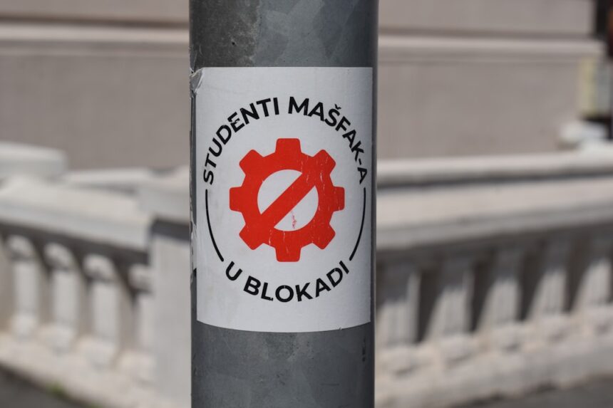 photo-1745000476218-21e2cbcde988