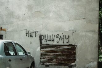 photo-1747988994040-35a7683a2d1f